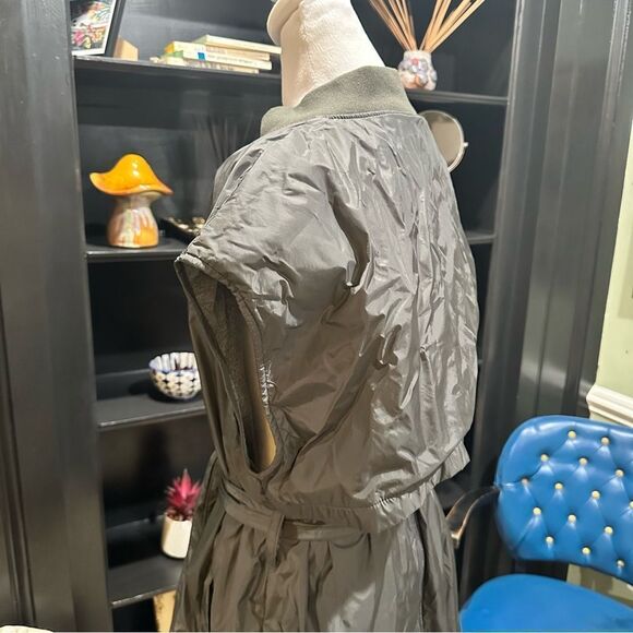 Liberzen Green Full Zip Mini Dress Size 6 NWOT - Picture 11 of 16